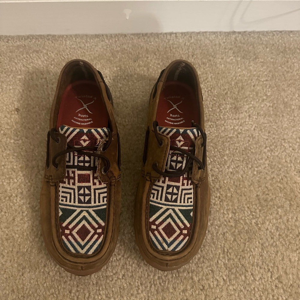 Twisted X low top Mocs women’s size 7.5